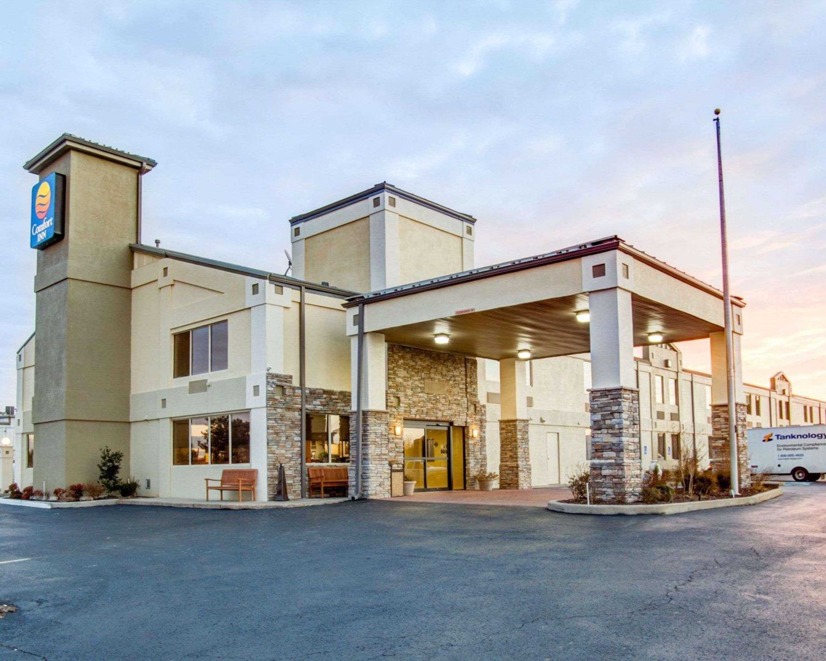 Hotel Muskogee Exteriér fotografie
