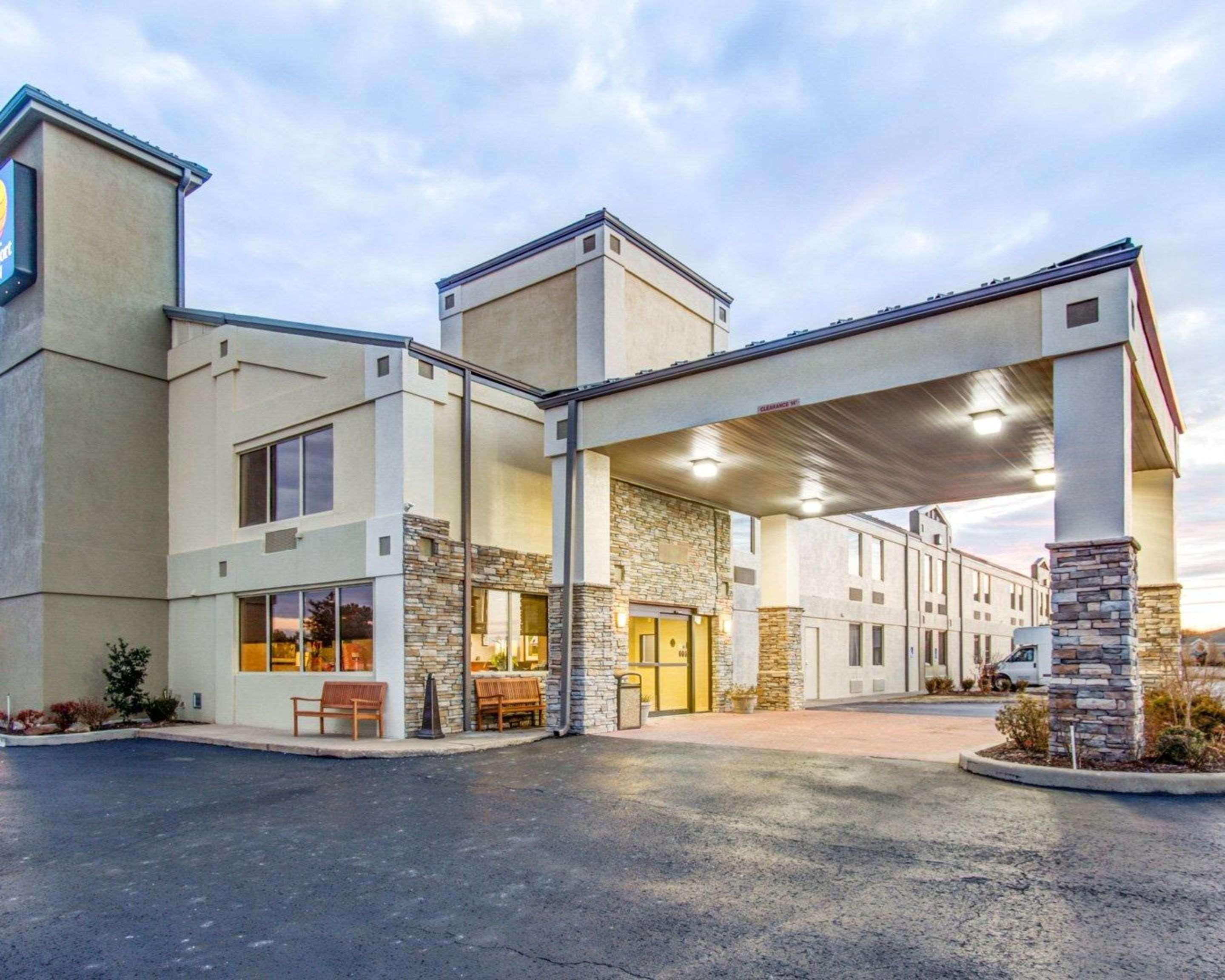 Hotel Muskogee Exteriér fotografie